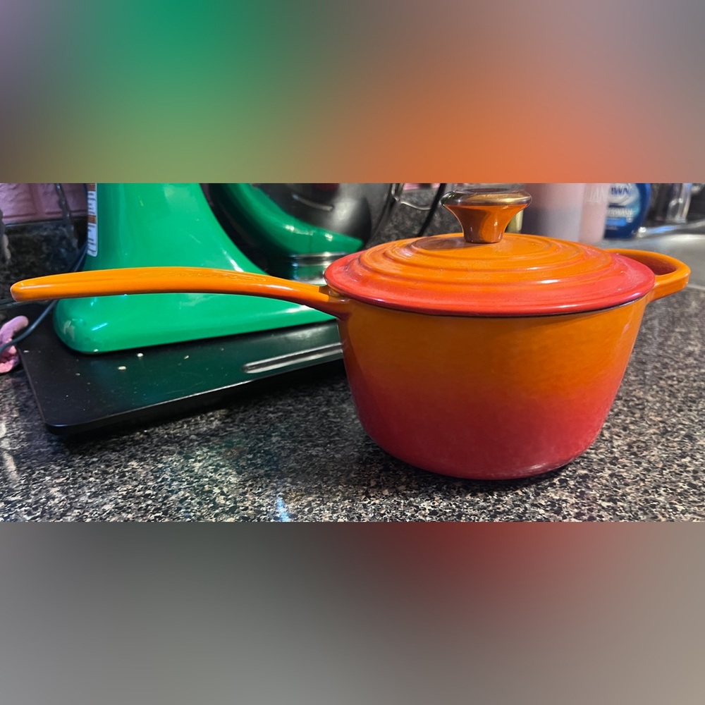 Le Creuset 1 3/4 quart saucepan